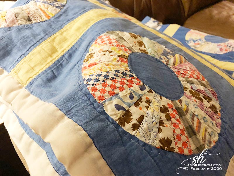 Handmade Clothes & Quilts